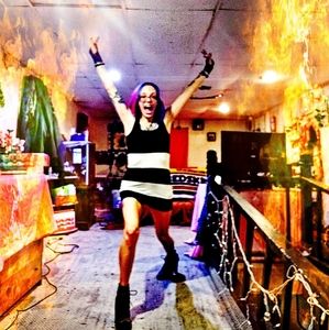 Meet your Posher, Jamie